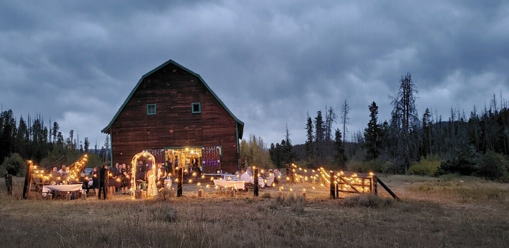 A barn in the evening
